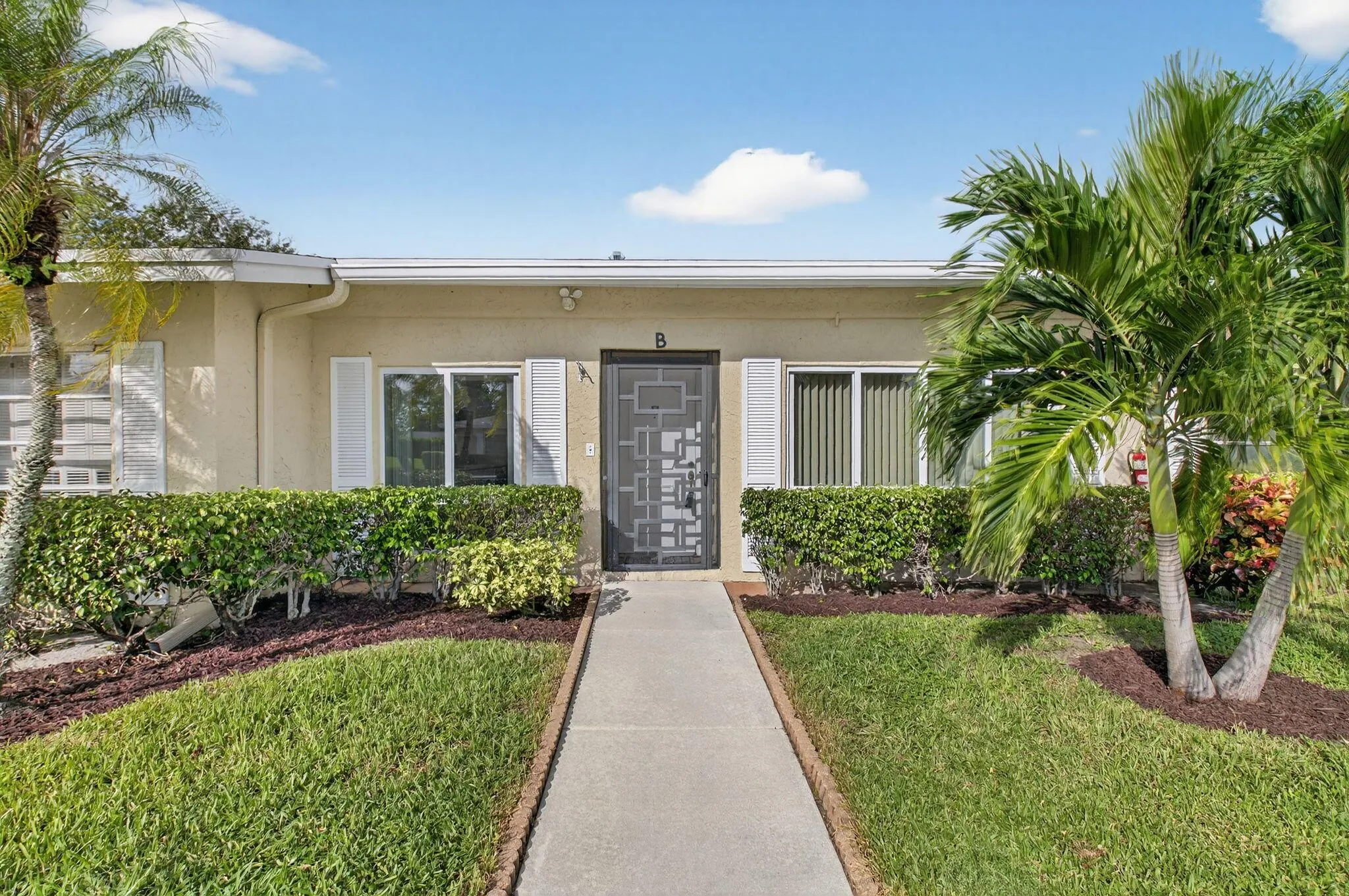 13632 Via Flora, Unit B
