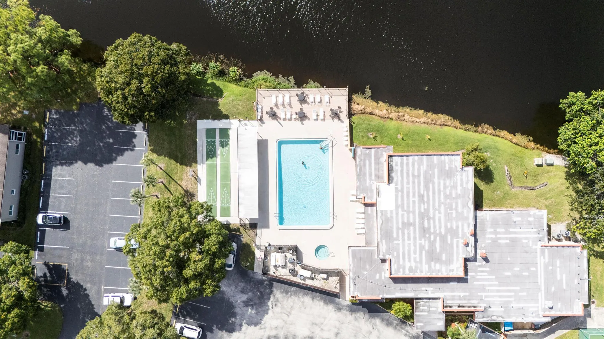 13 Lake Vista Trail, #105