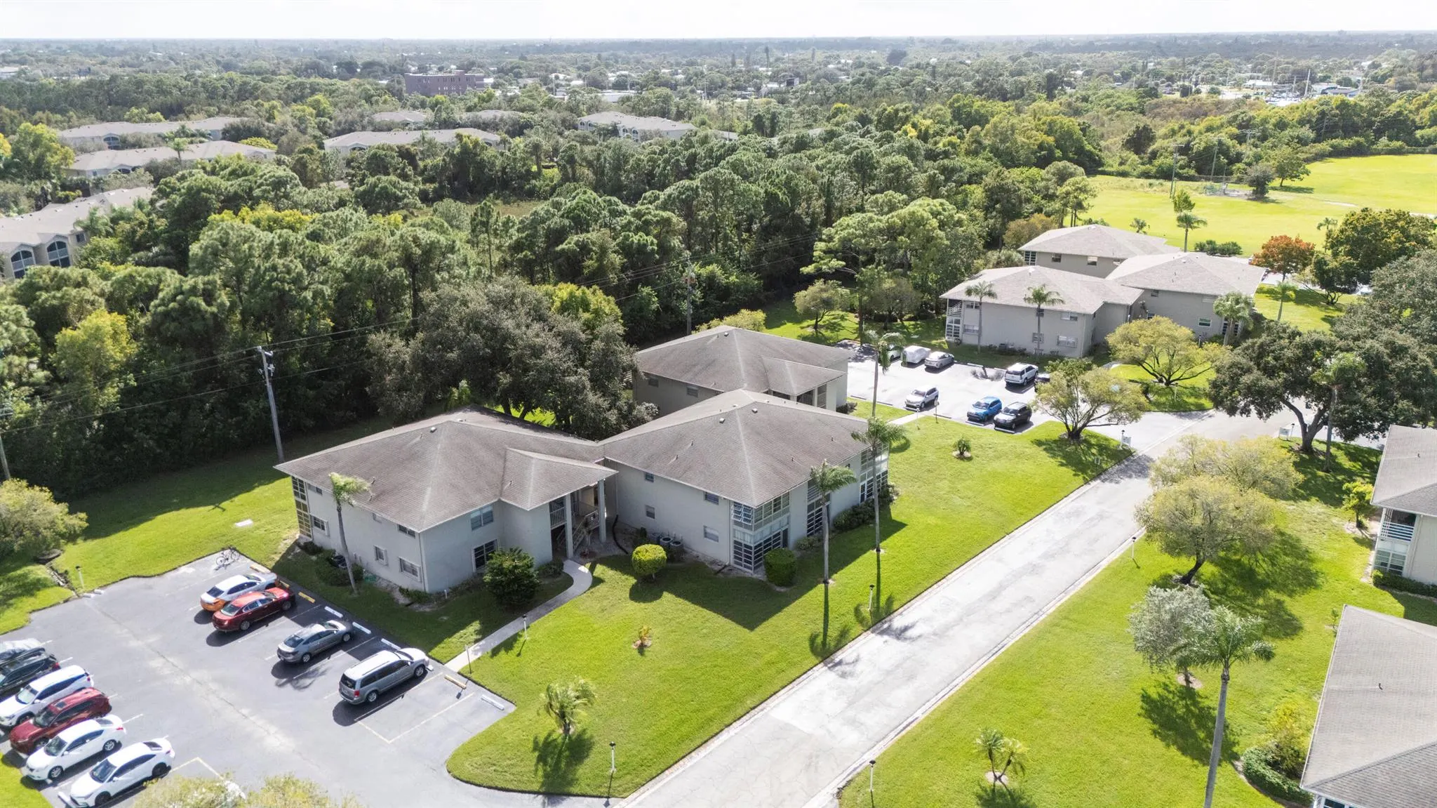 13 Lake Vista Trail, #105