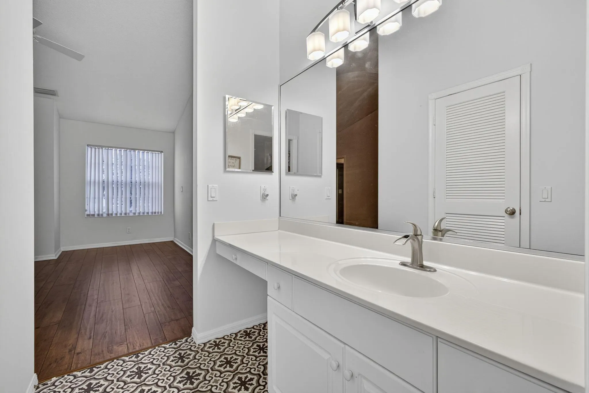 10129 N Military Trail
