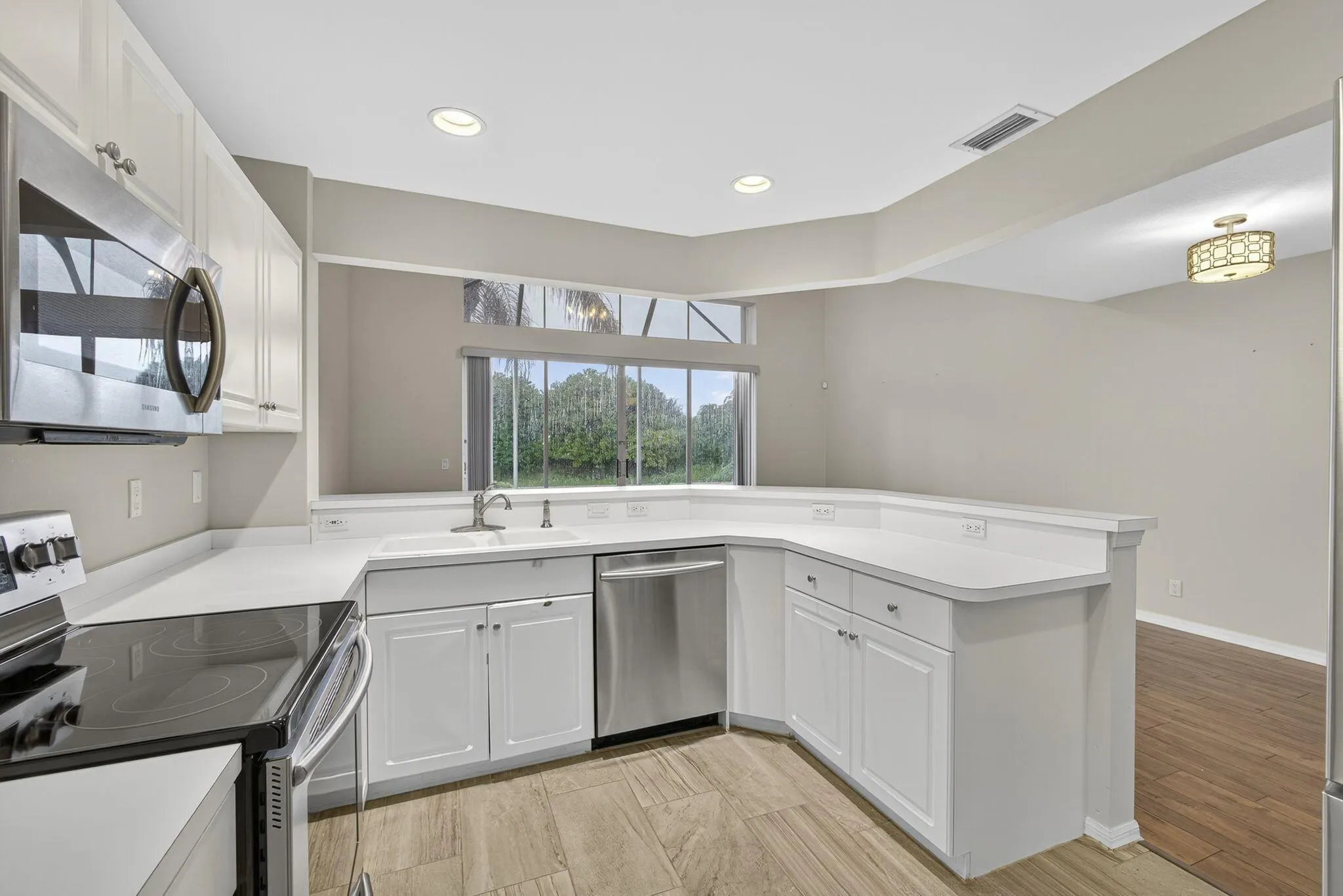 10129 N Military Trail
