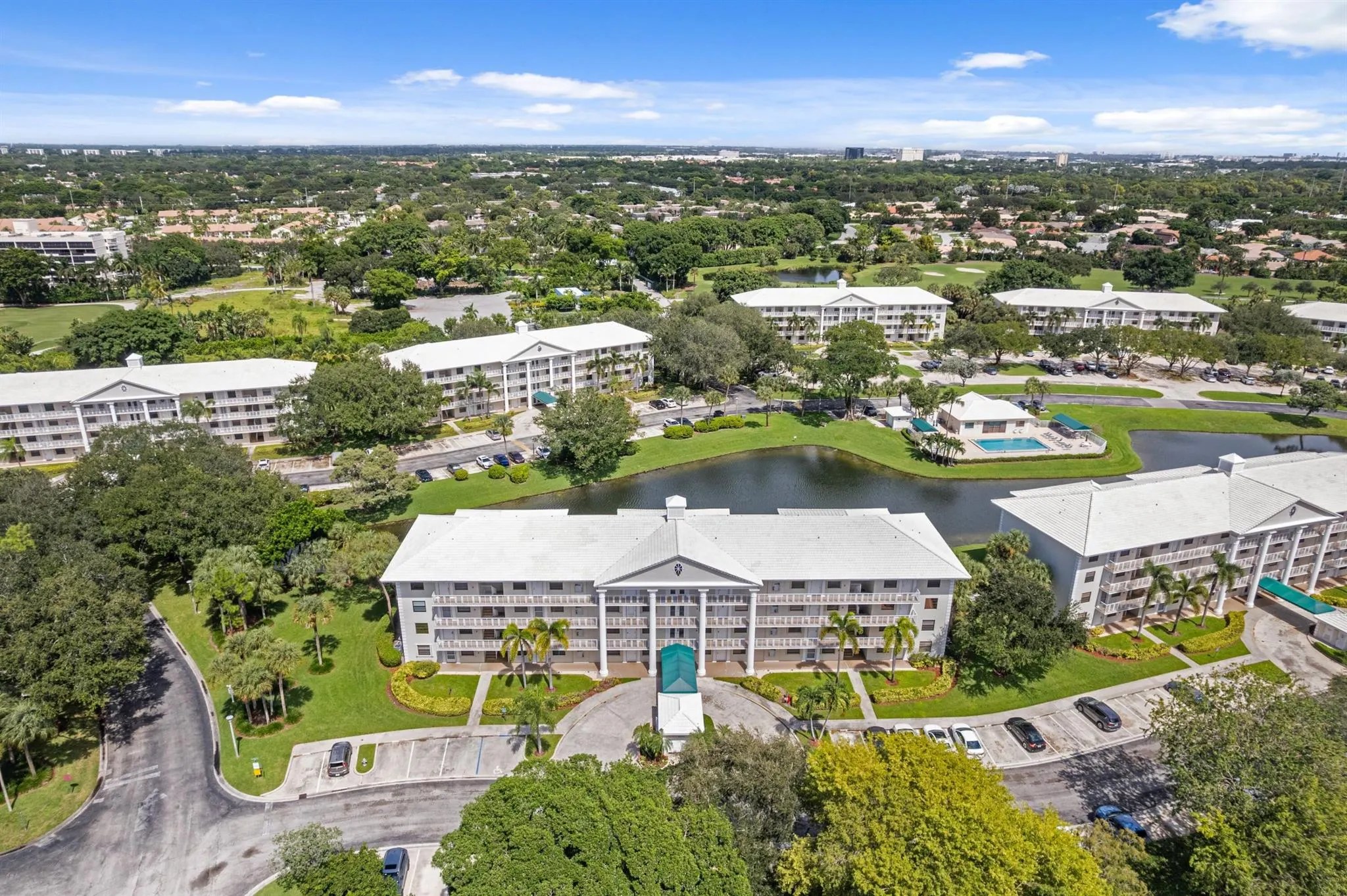 6025 Balboa Circle, #406