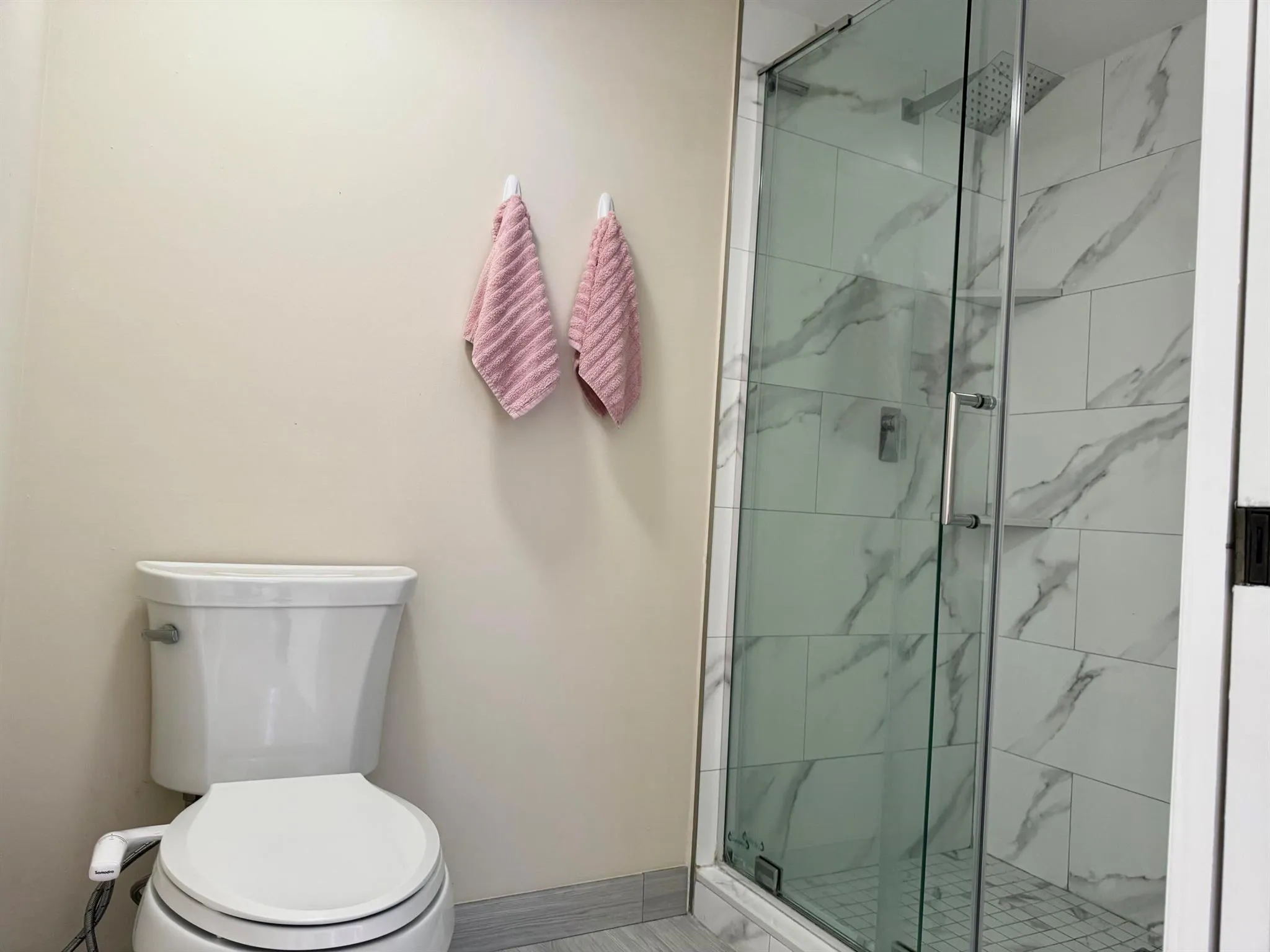 6025 Balboa Circle, #406