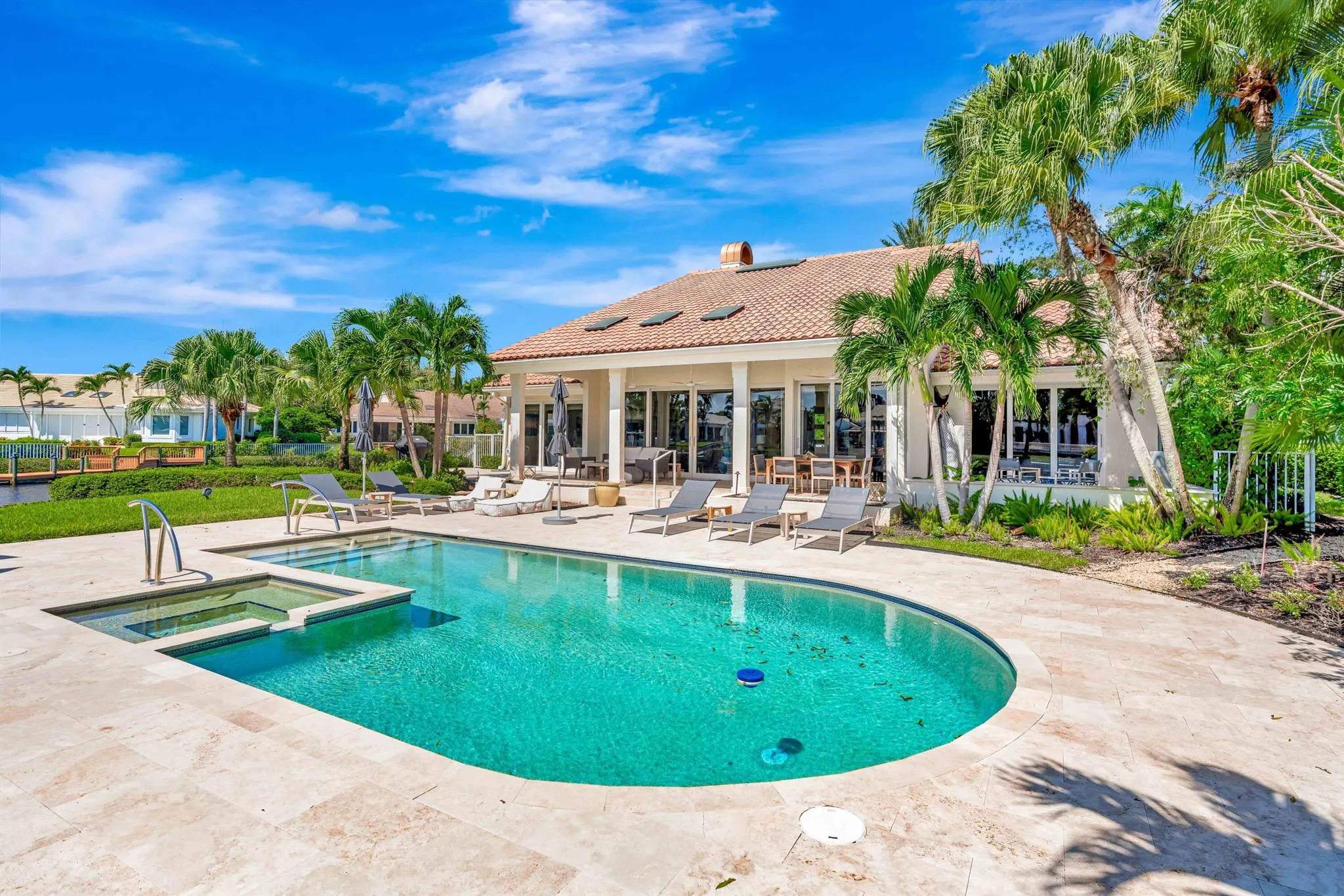 185 Island Drive