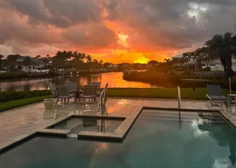 185 Island Drive