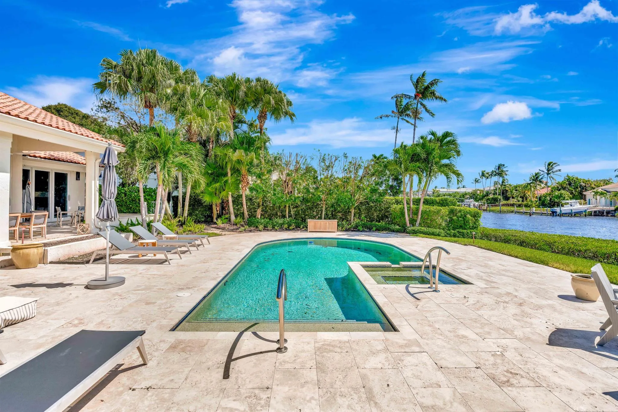185 Island Drive