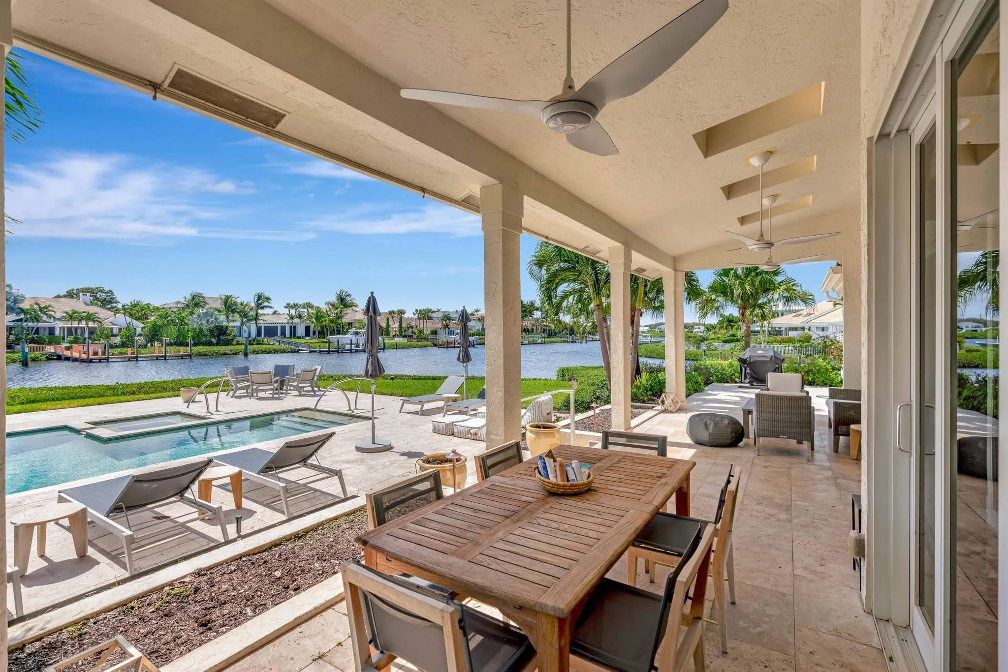185 Island Drive