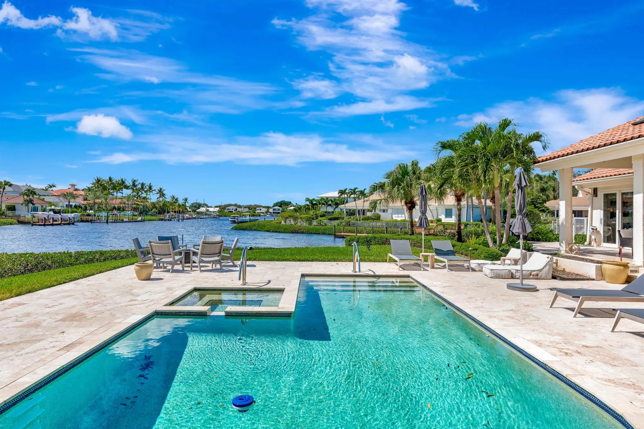 185 Island Drive