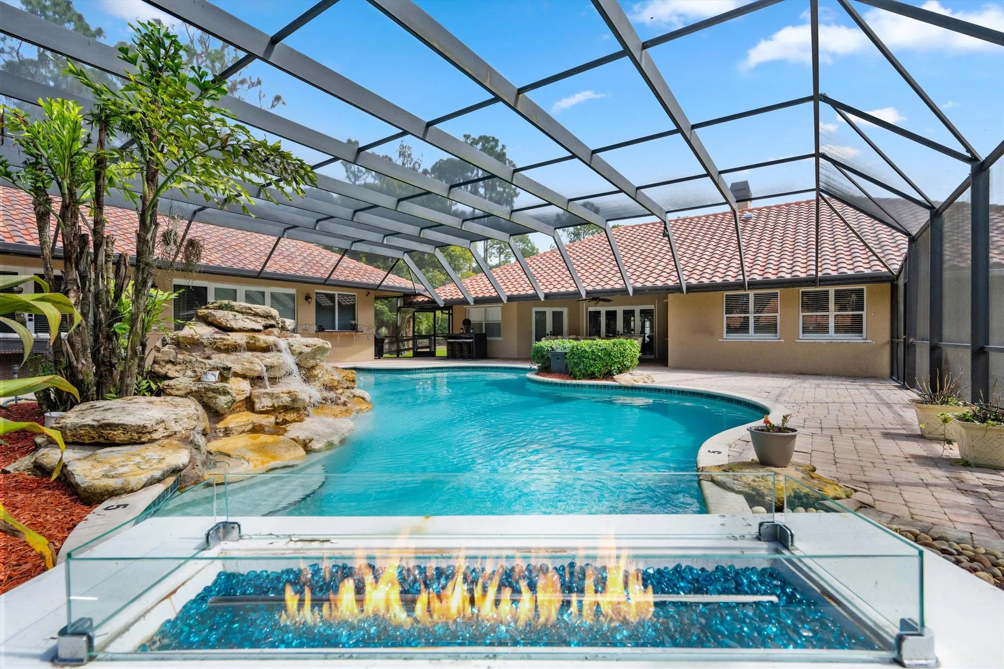 2559 Palm Deer Drive