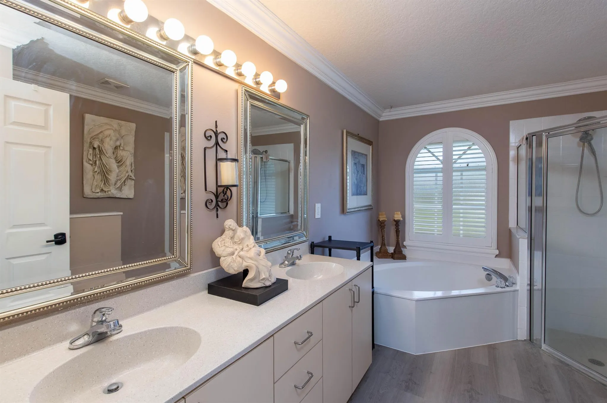 2559 Palm Deer Drive