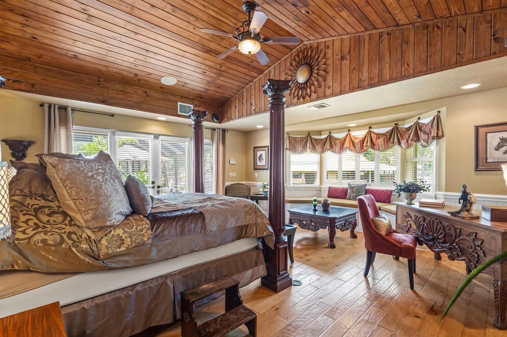 2559 Palm Deer Drive