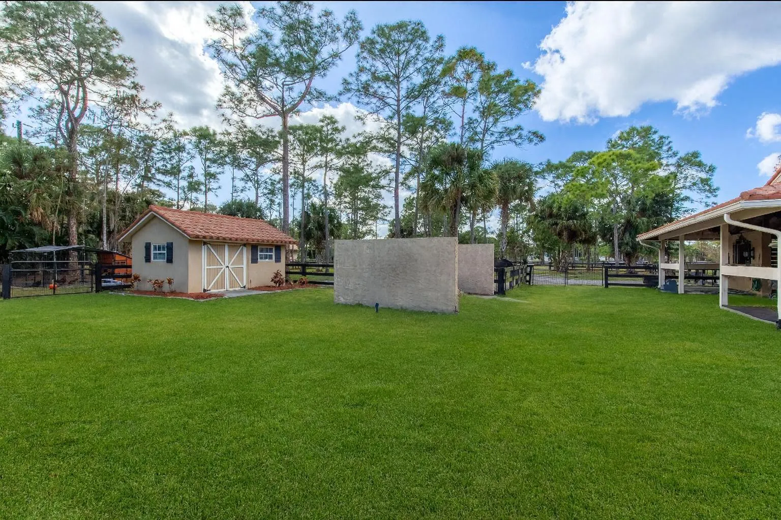 2559 Palm Deer Drive