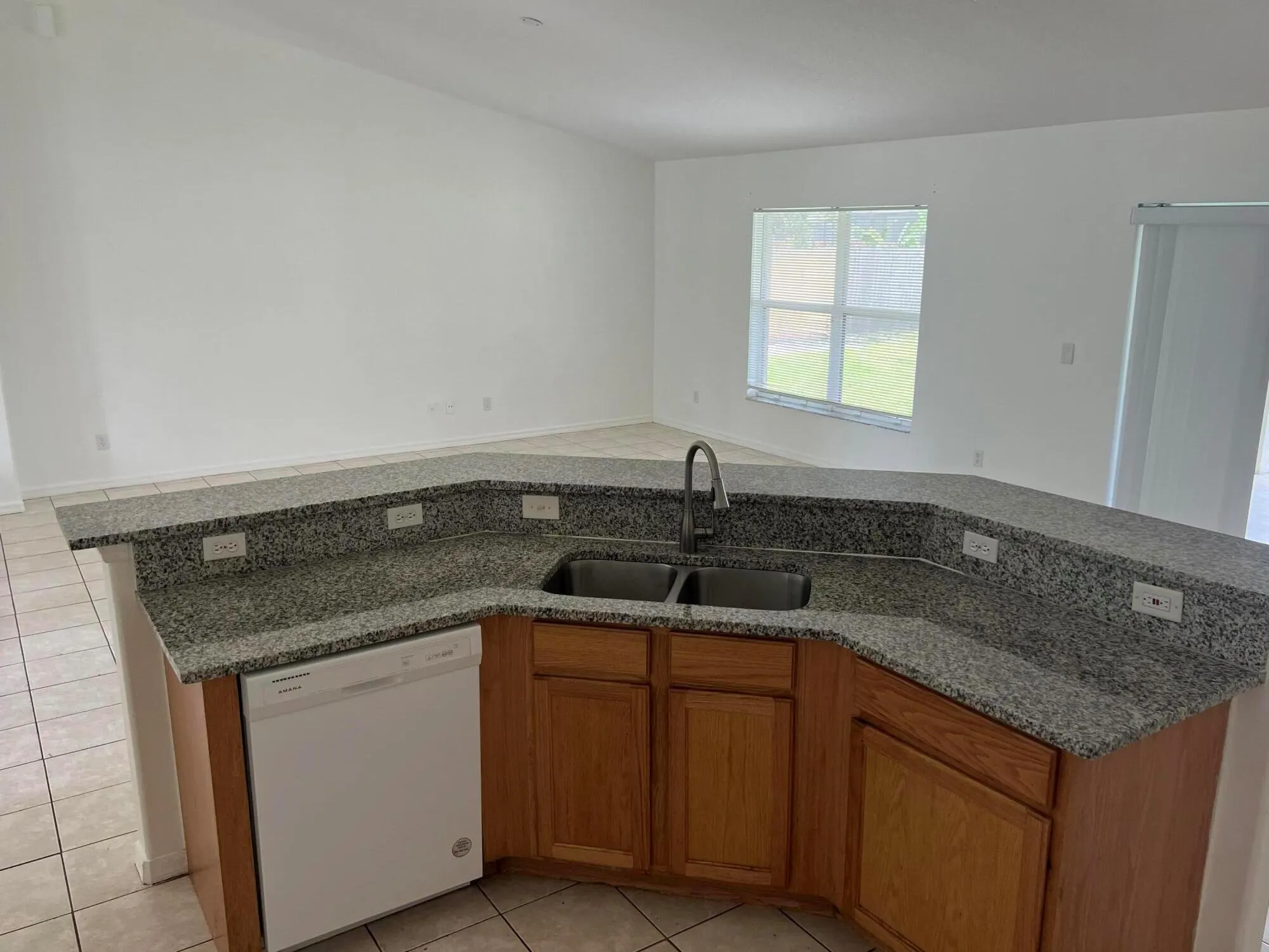 2310 SW Cameo Boulevard