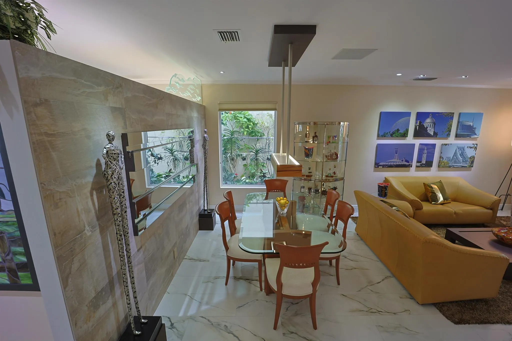 5689 Green Island Boulevard
