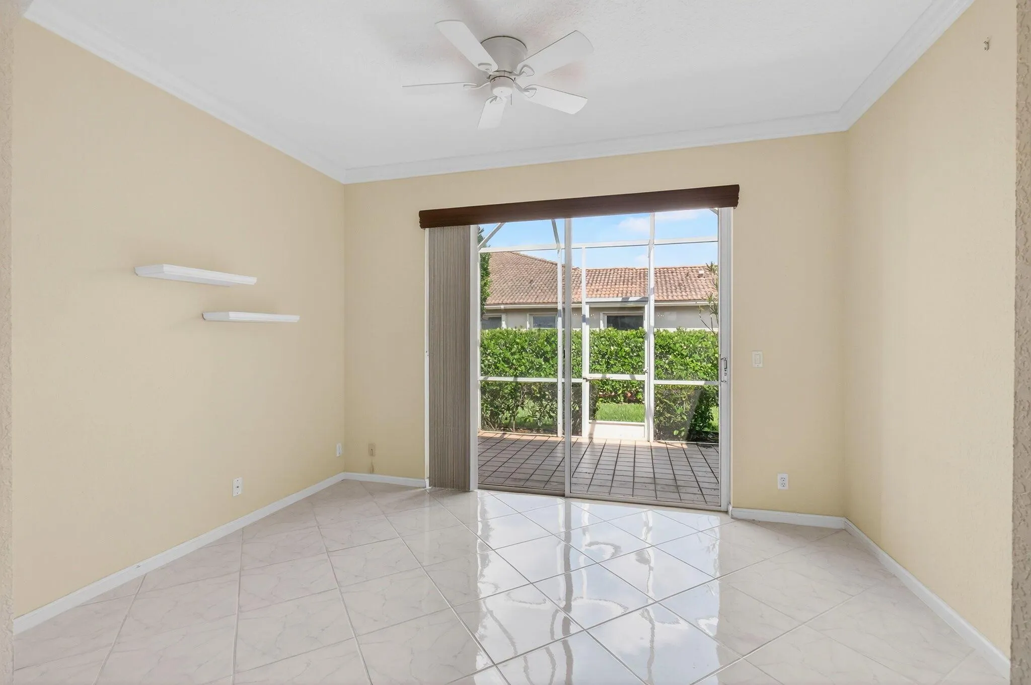 5731 Emerald Cay Terrace