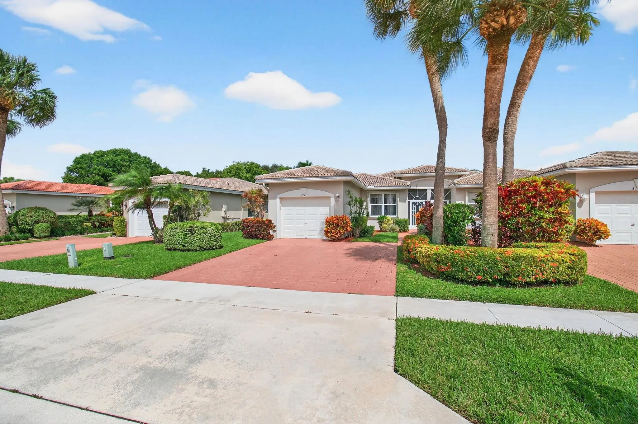 5731 Emerald Cay Terrace