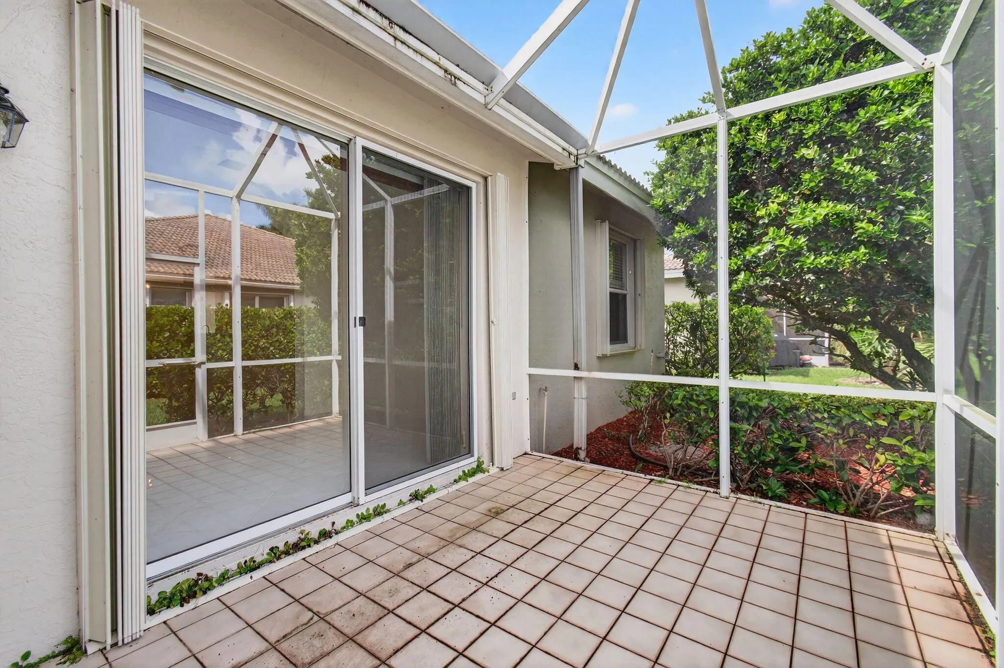 5731 Emerald Cay Terrace