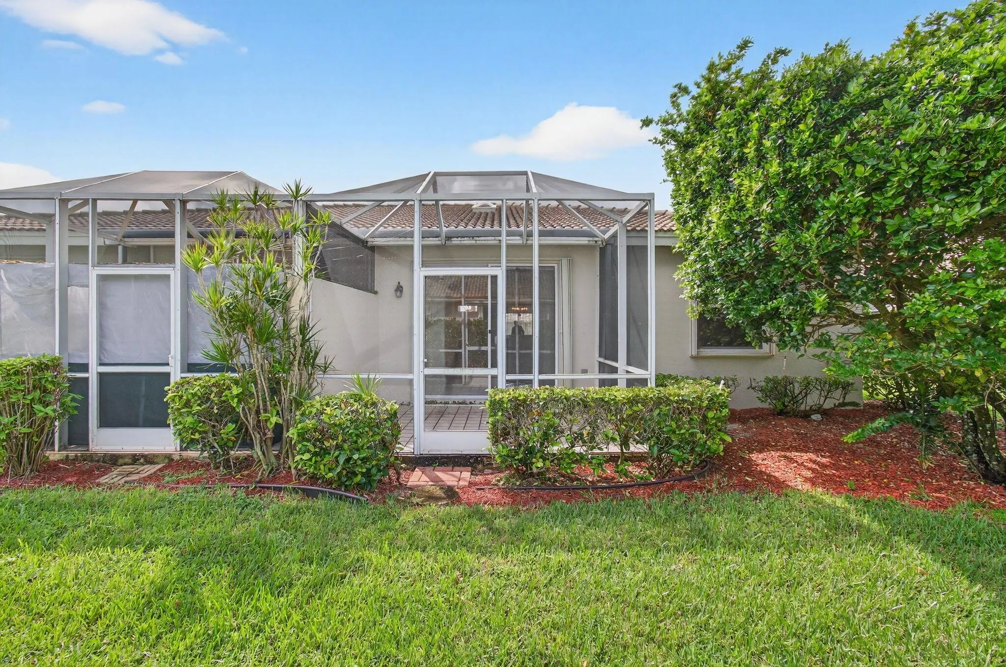 5731 Emerald Cay Terrace
