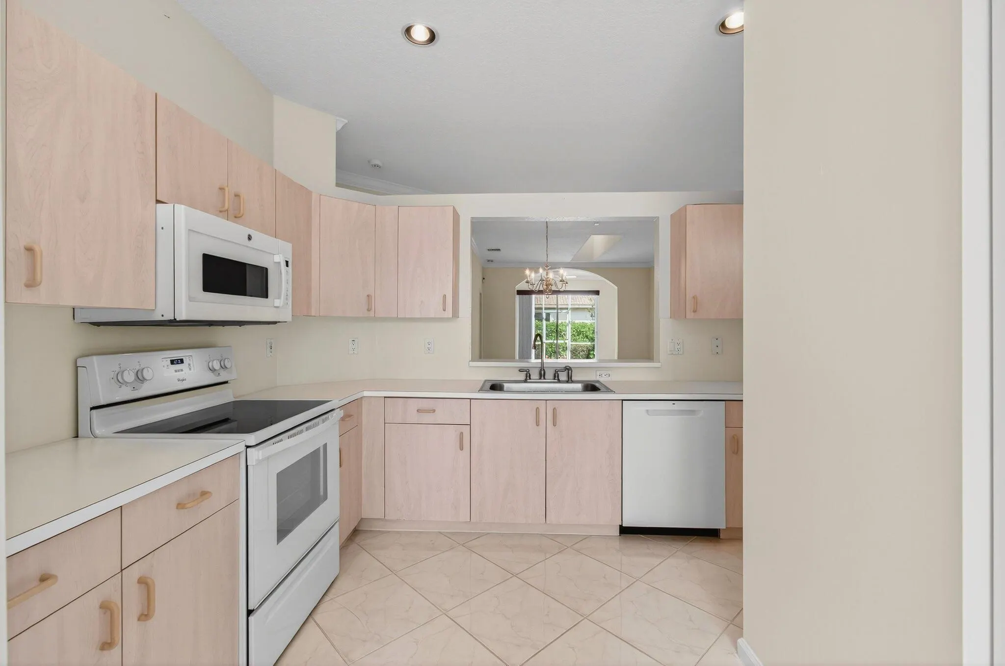 5731 Emerald Cay Terrace
