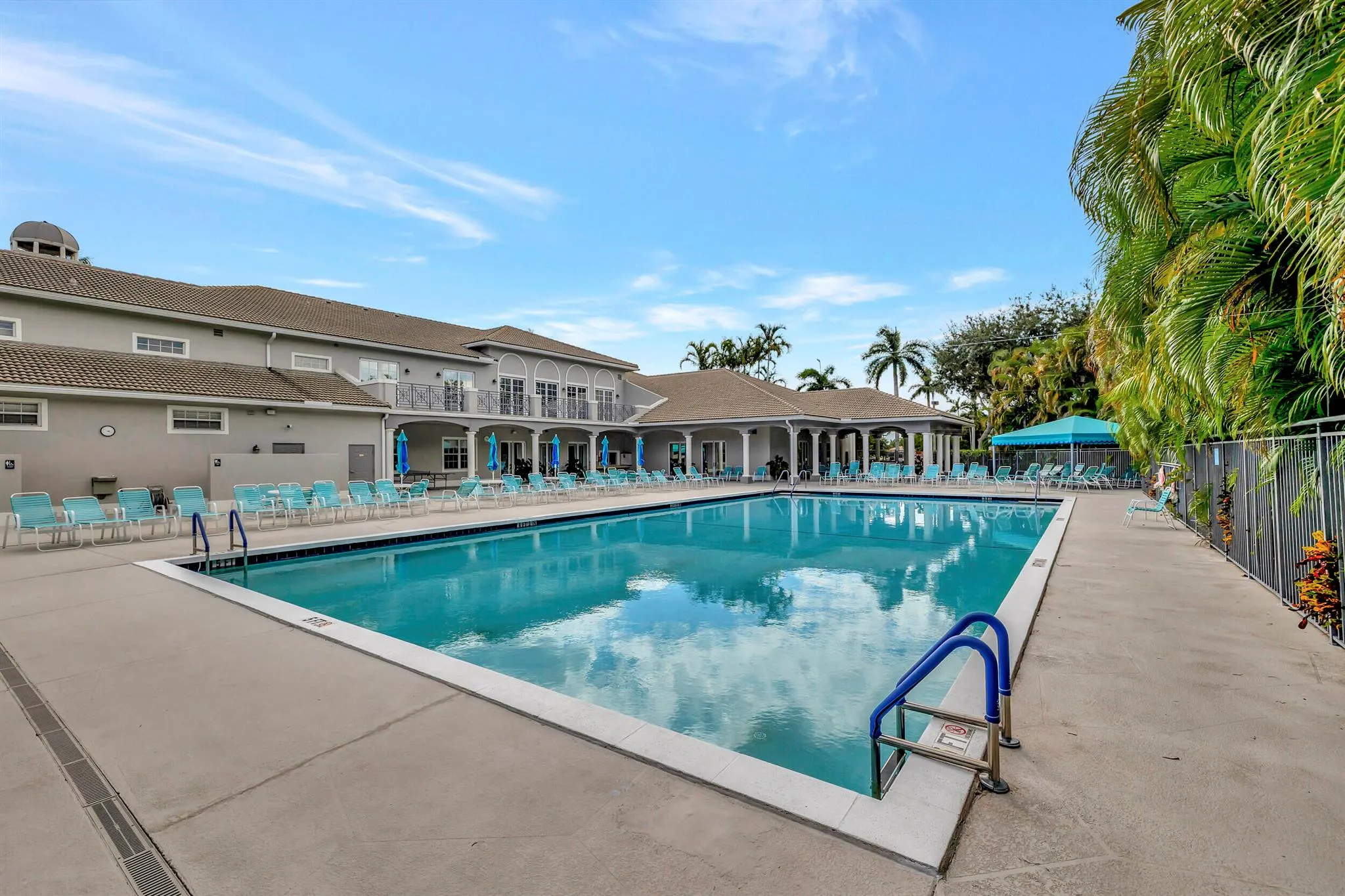 5731 Emerald Cay Terrace