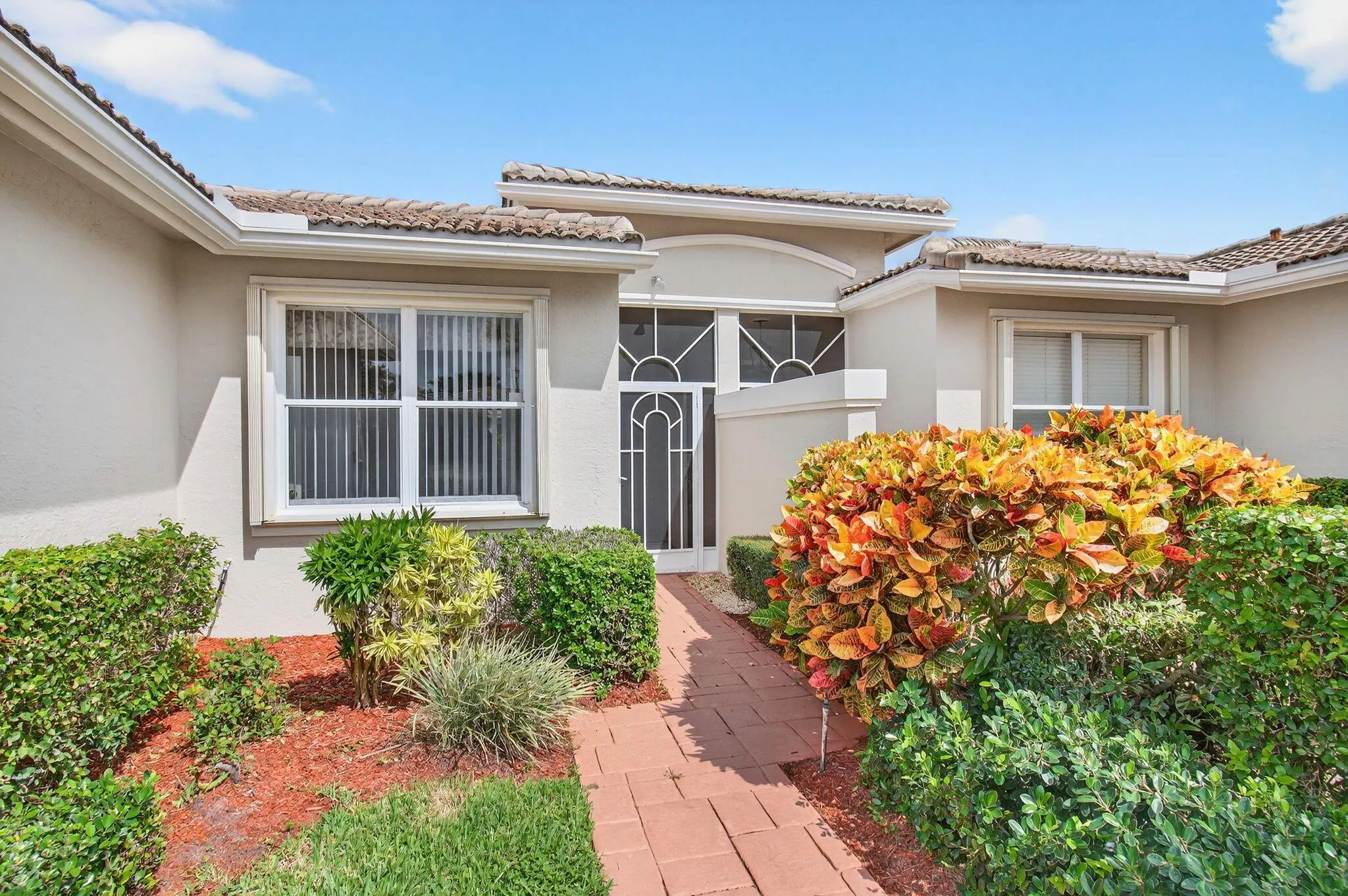 5731 Emerald Cay Terrace
