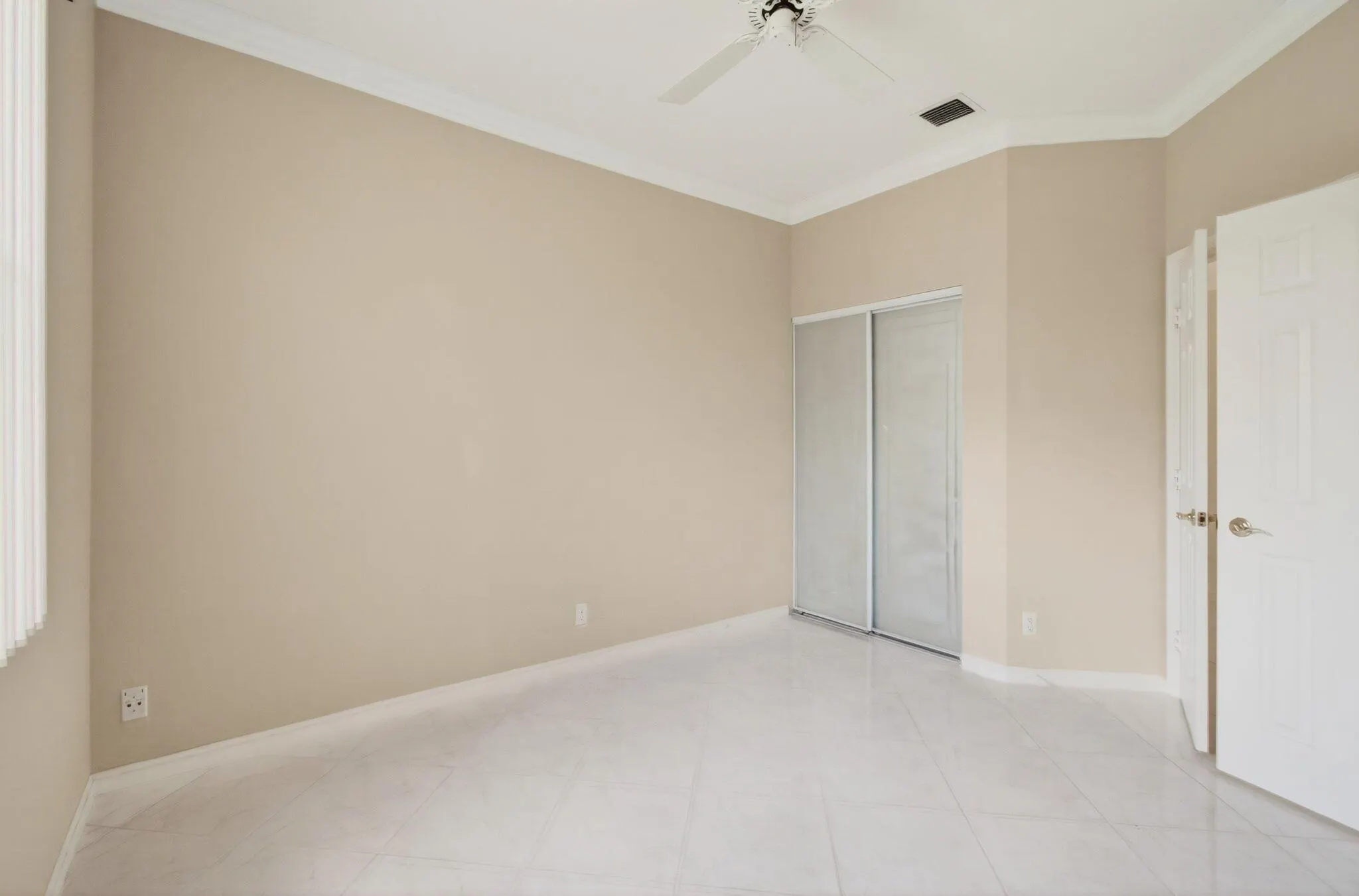 5731 Emerald Cay Terrace