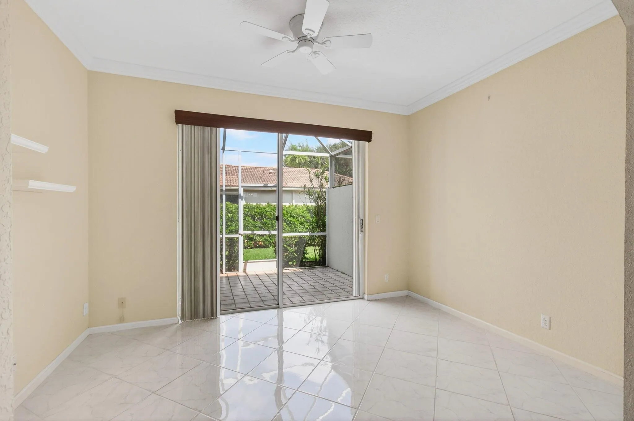 5731 Emerald Cay Terrace