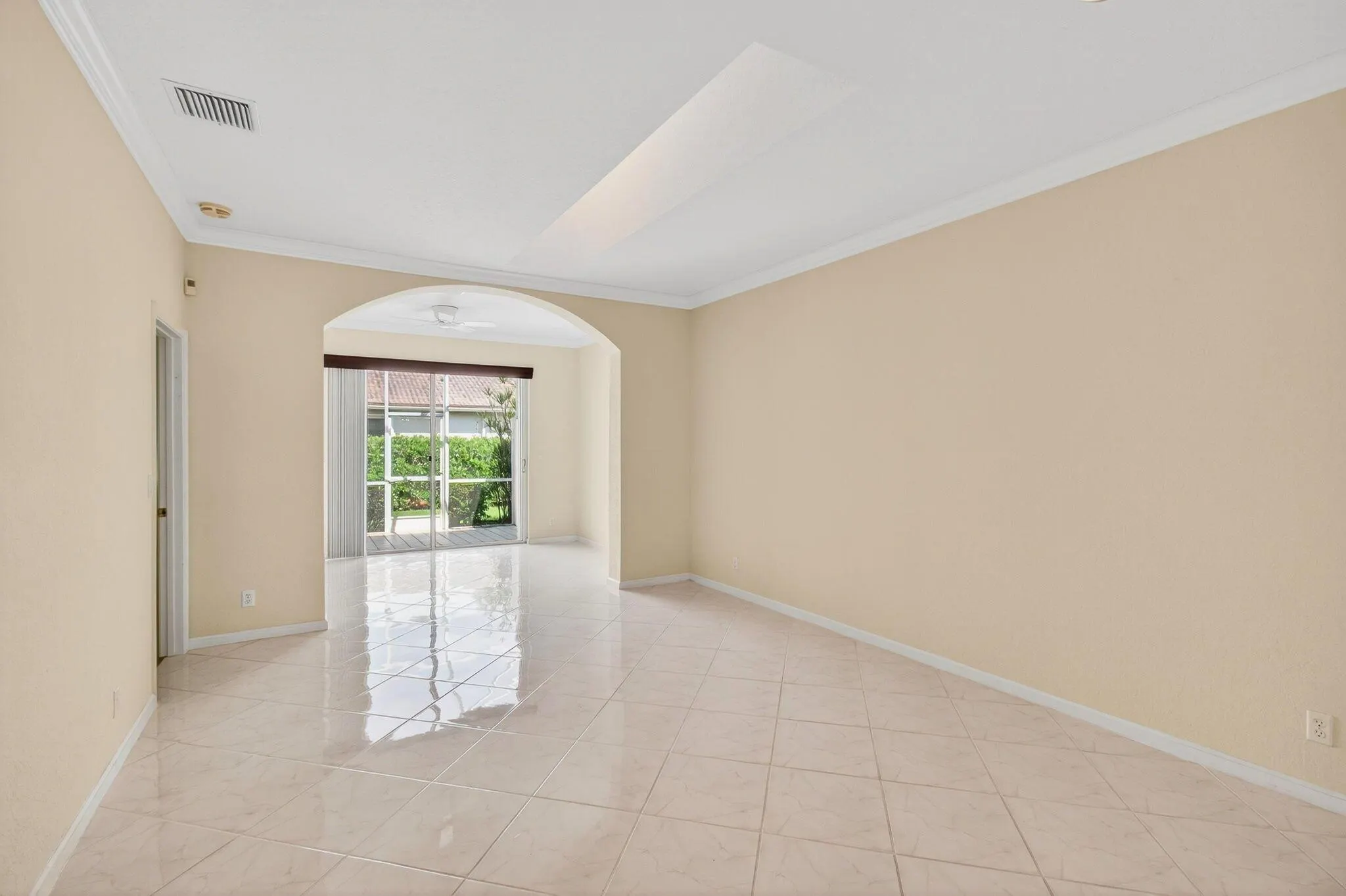 5731 Emerald Cay Terrace