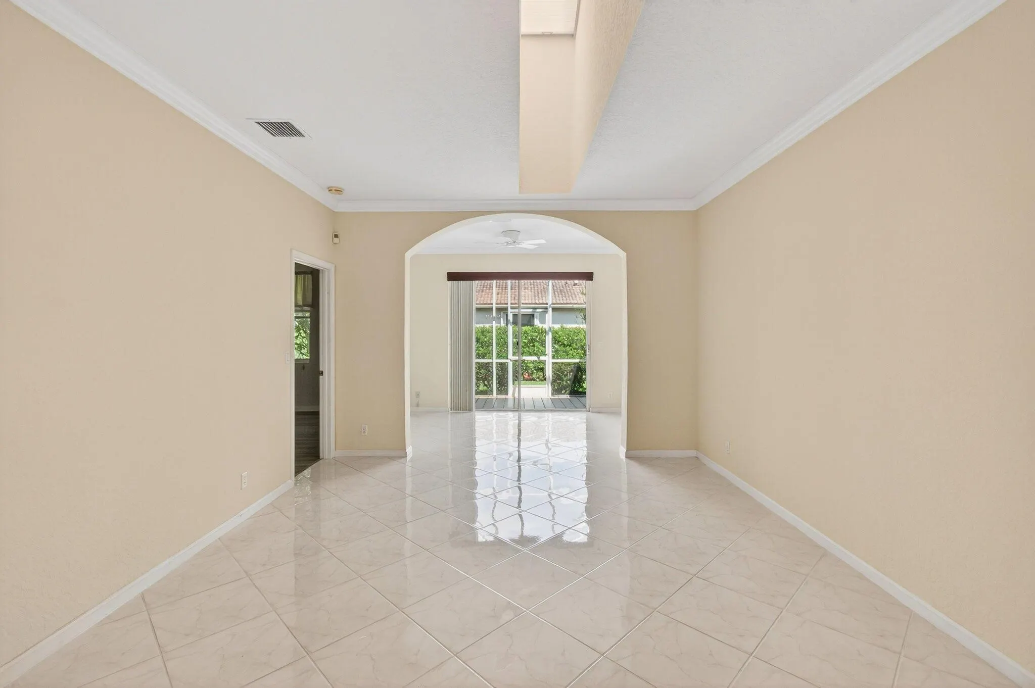5731 Emerald Cay Terrace