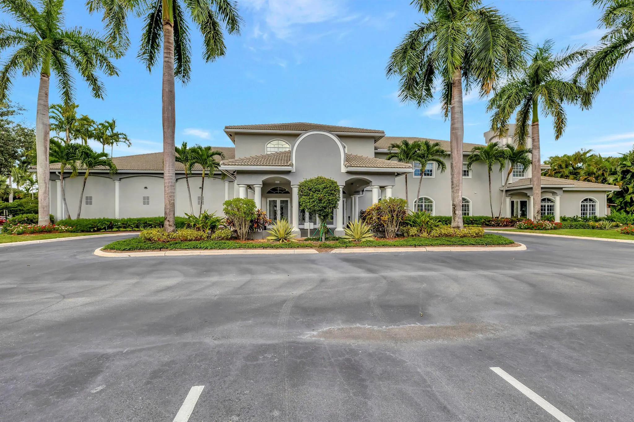 5731 Emerald Cay Terrace