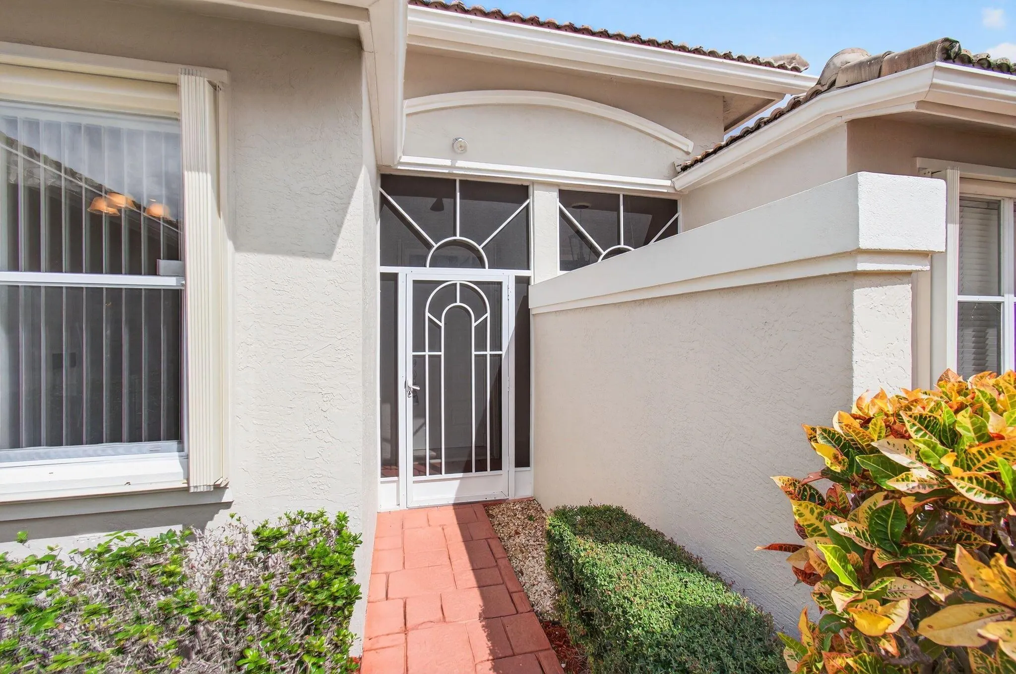 5731 Emerald Cay Terrace
