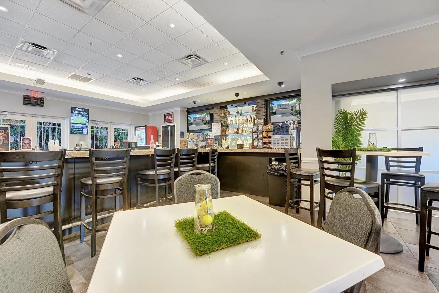 2018 Reston Circle Circle