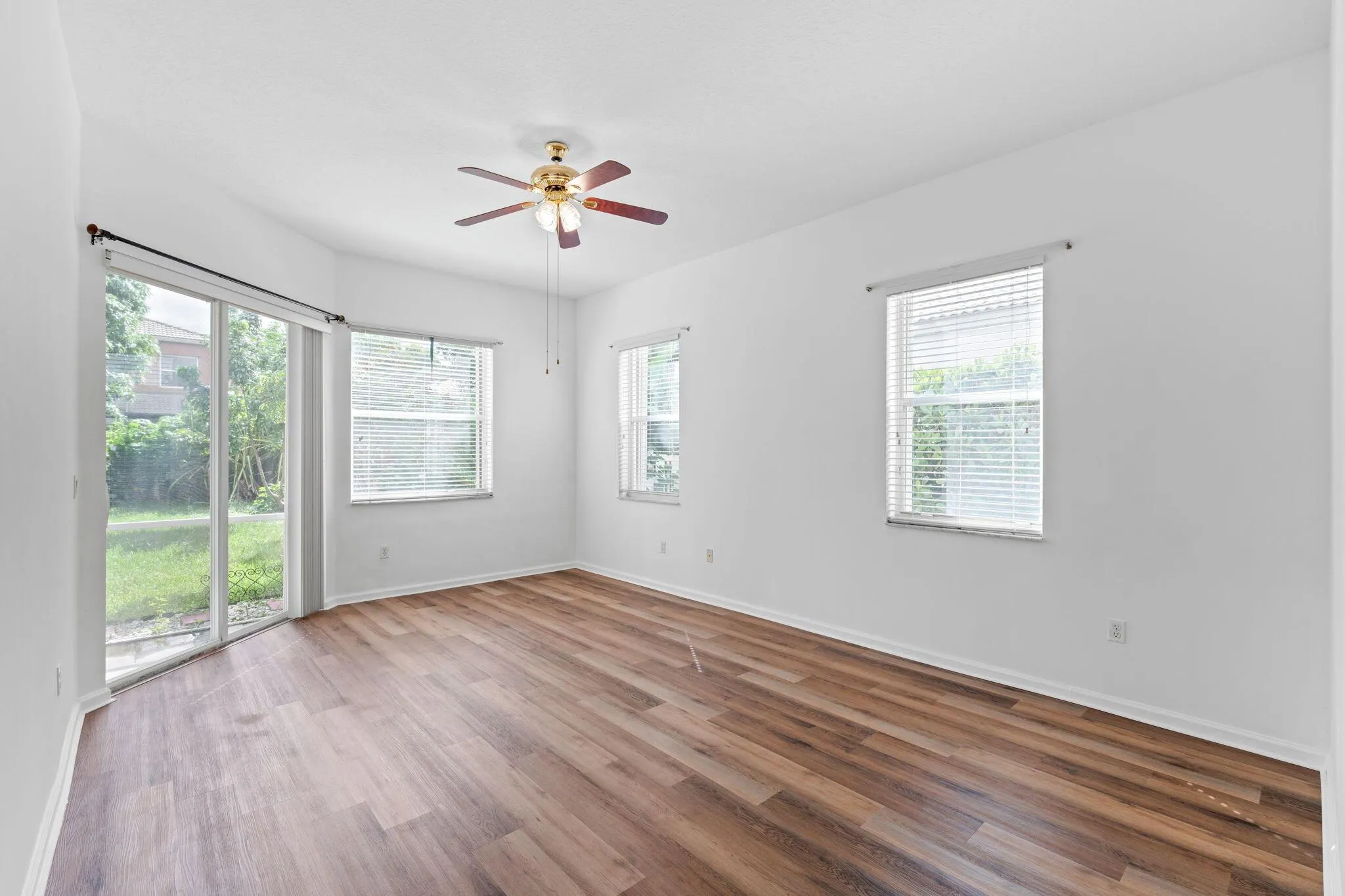 2018 Reston Circle Circle
