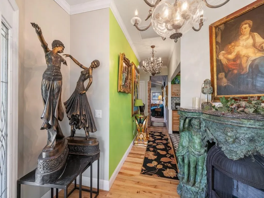 480 38th Court