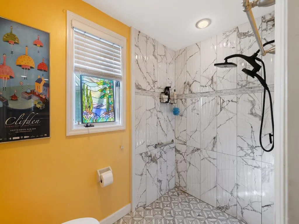 480 38th Court