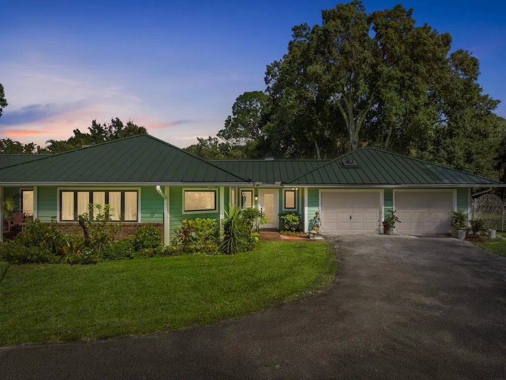 480 38th Court