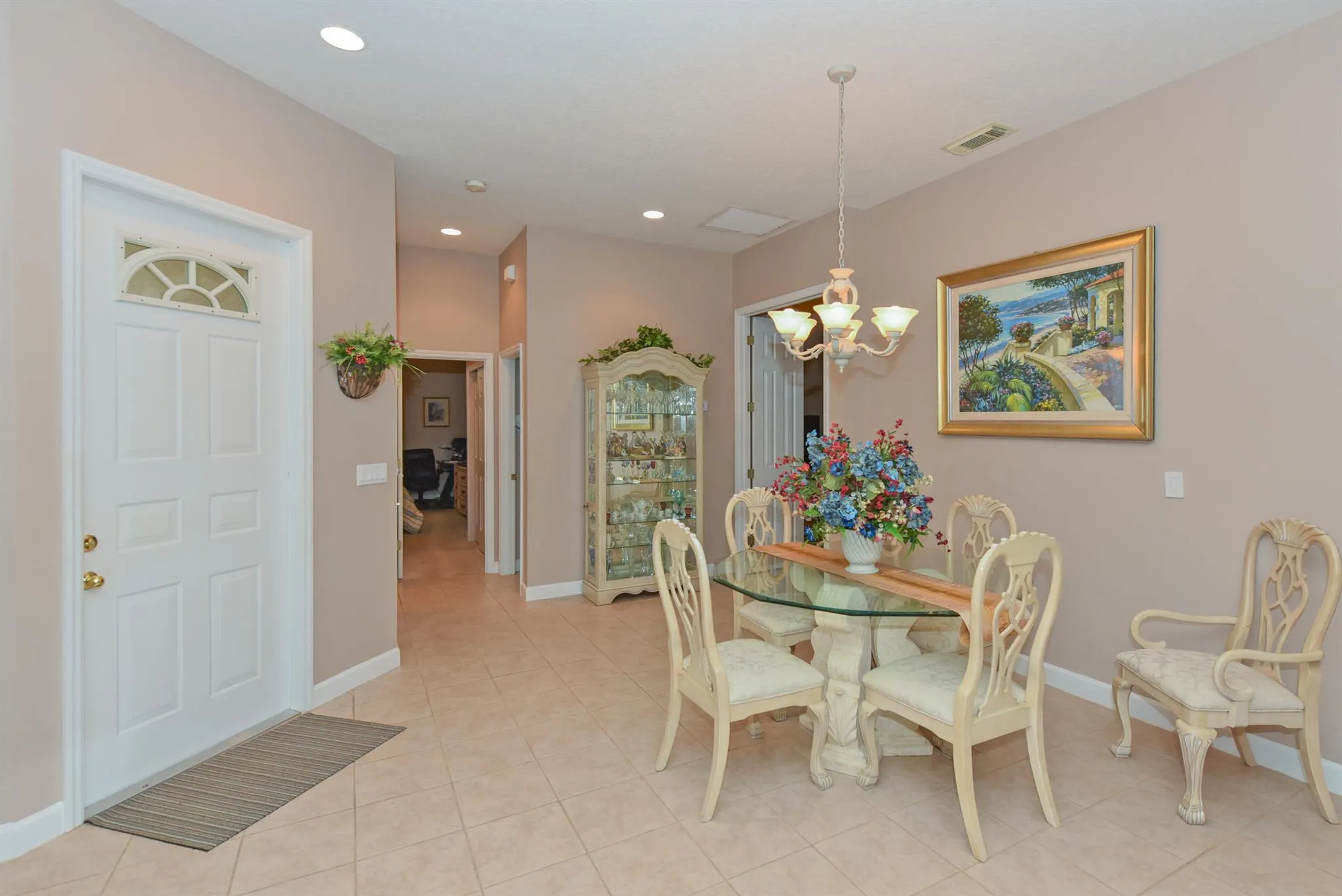 653 SW Munjack Cove