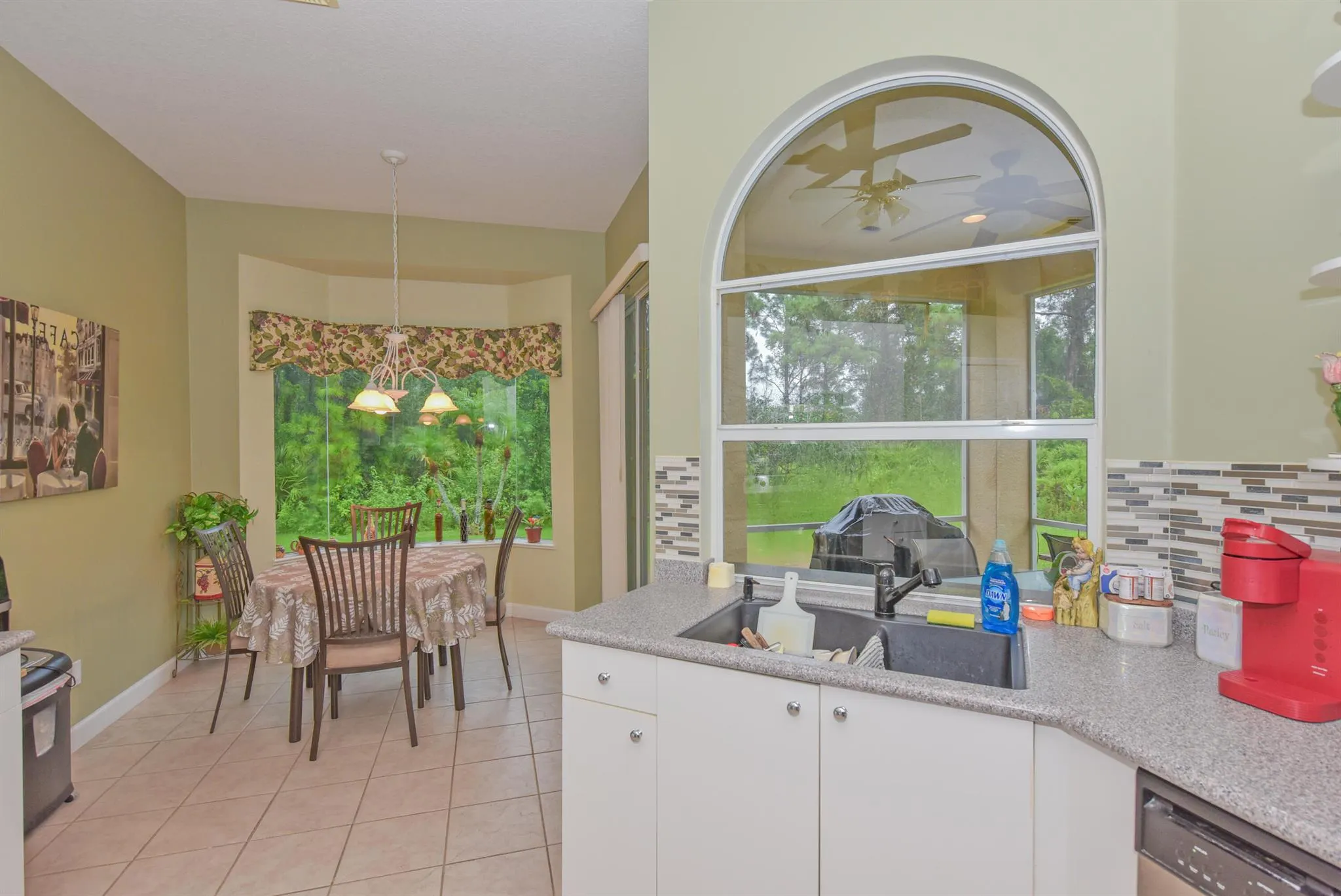 653 SW Munjack Cove
