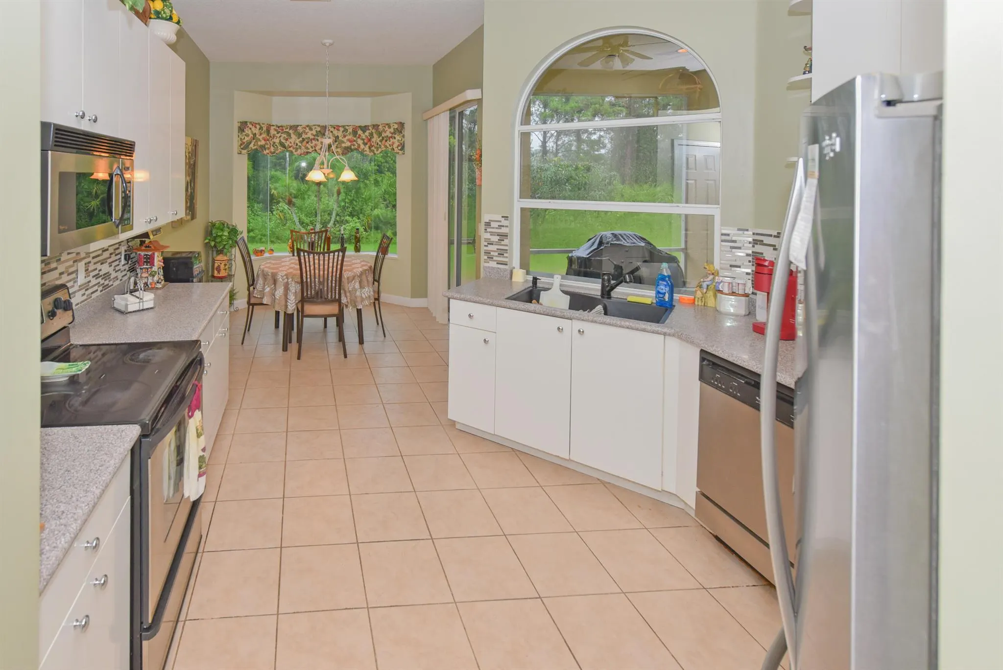 653 SW Munjack Cove