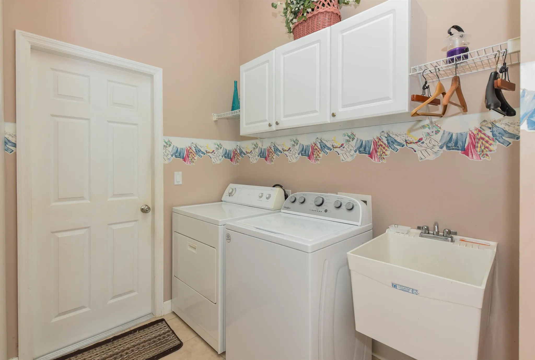 653 SW Munjack Cove