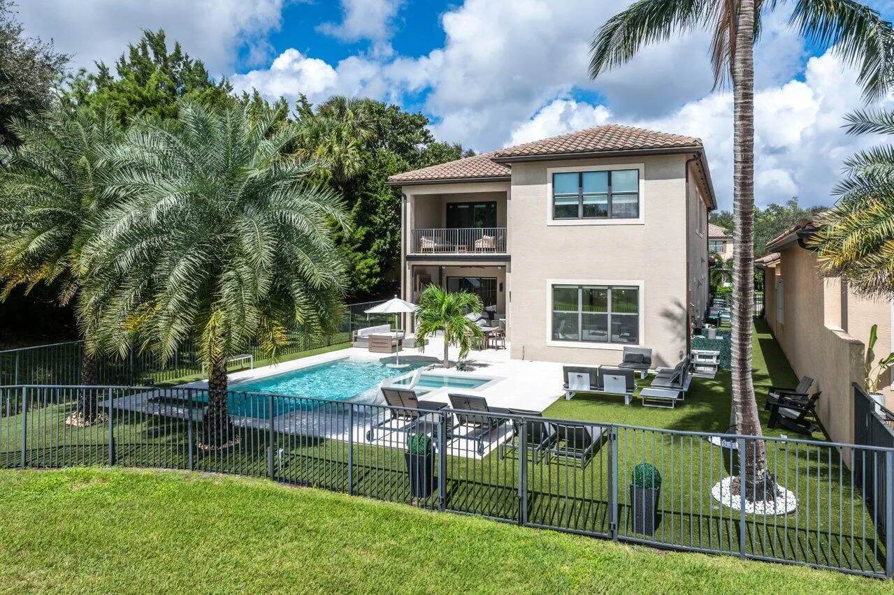 16491 Gateway Bridge Drive