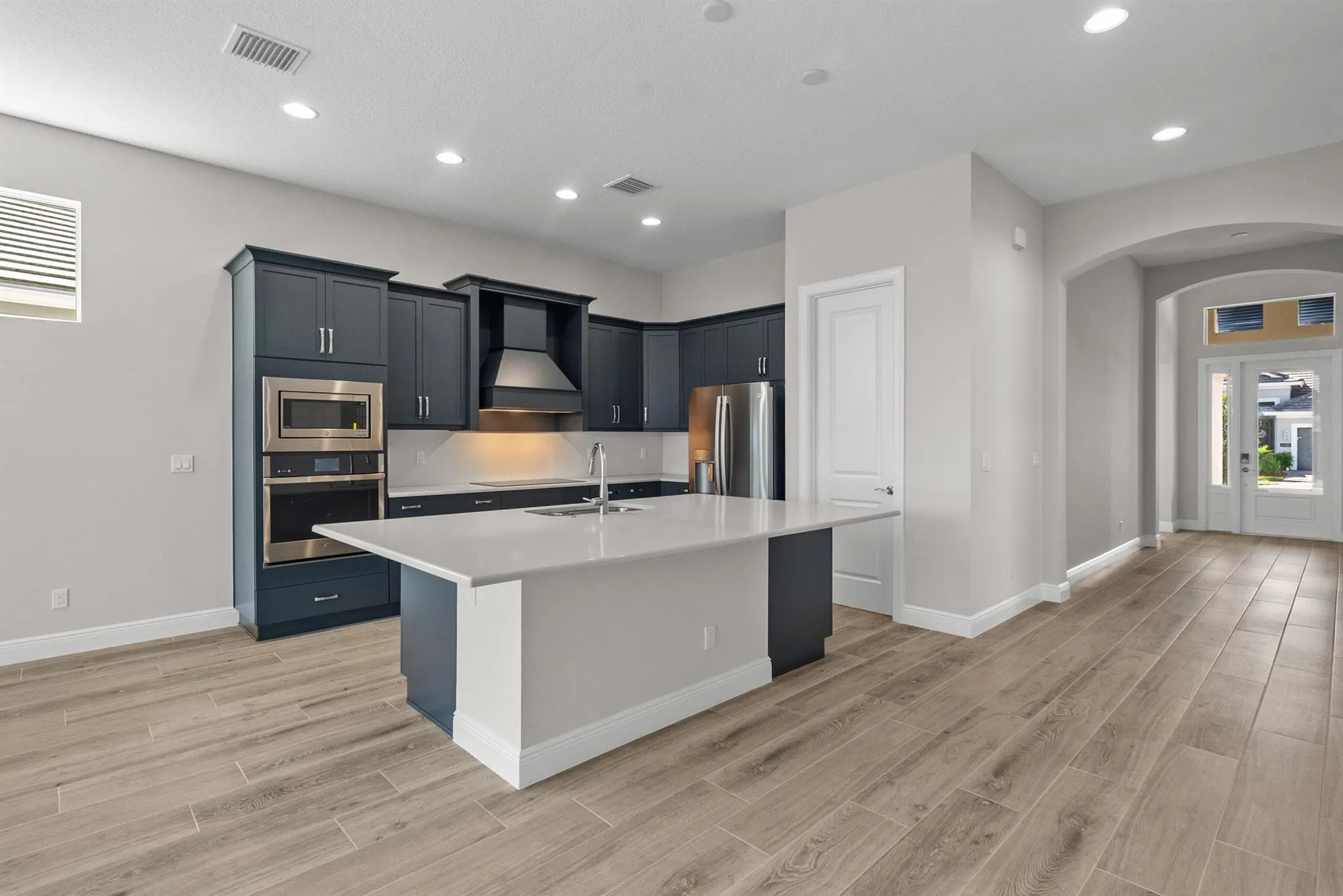 12501 SW Sunrise Lk Terrace