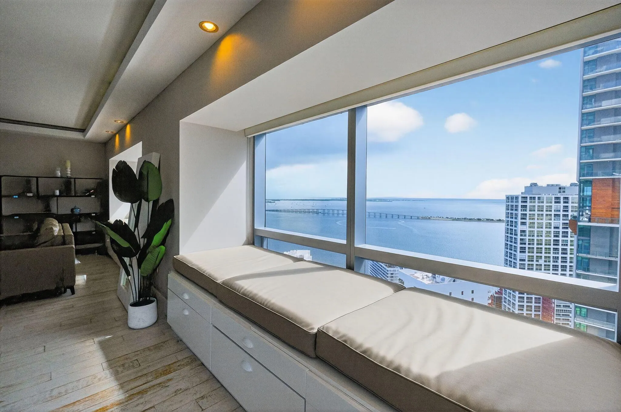 1435 Brickell Avenue, ##3401