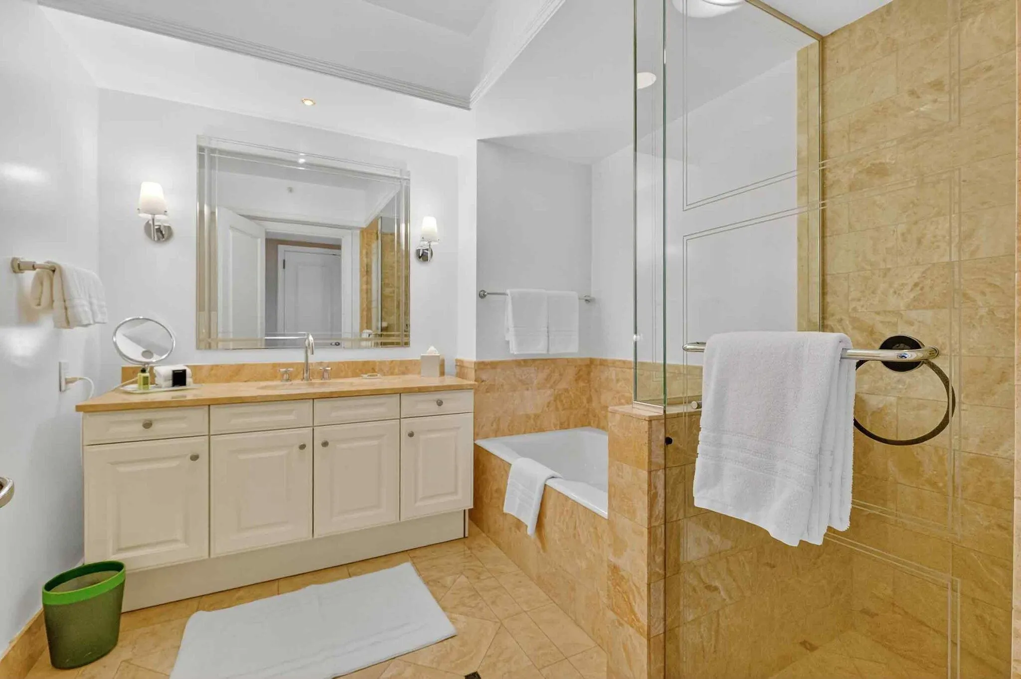 1435 Brickell Avenue, ##3401
