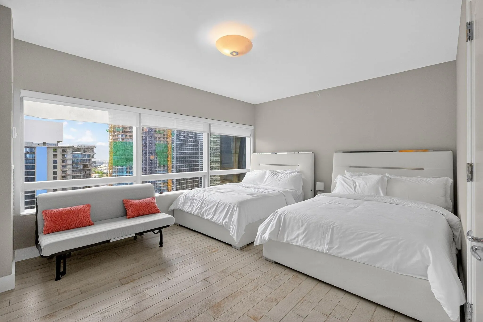 1435 Brickell Avenue, ##3401