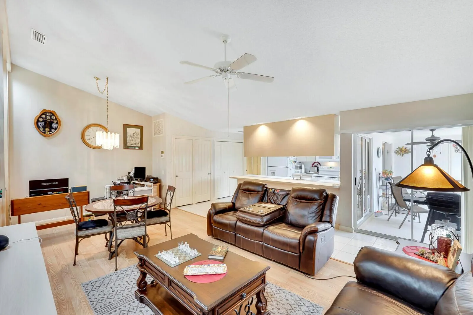 10102 Chapman Oak Court