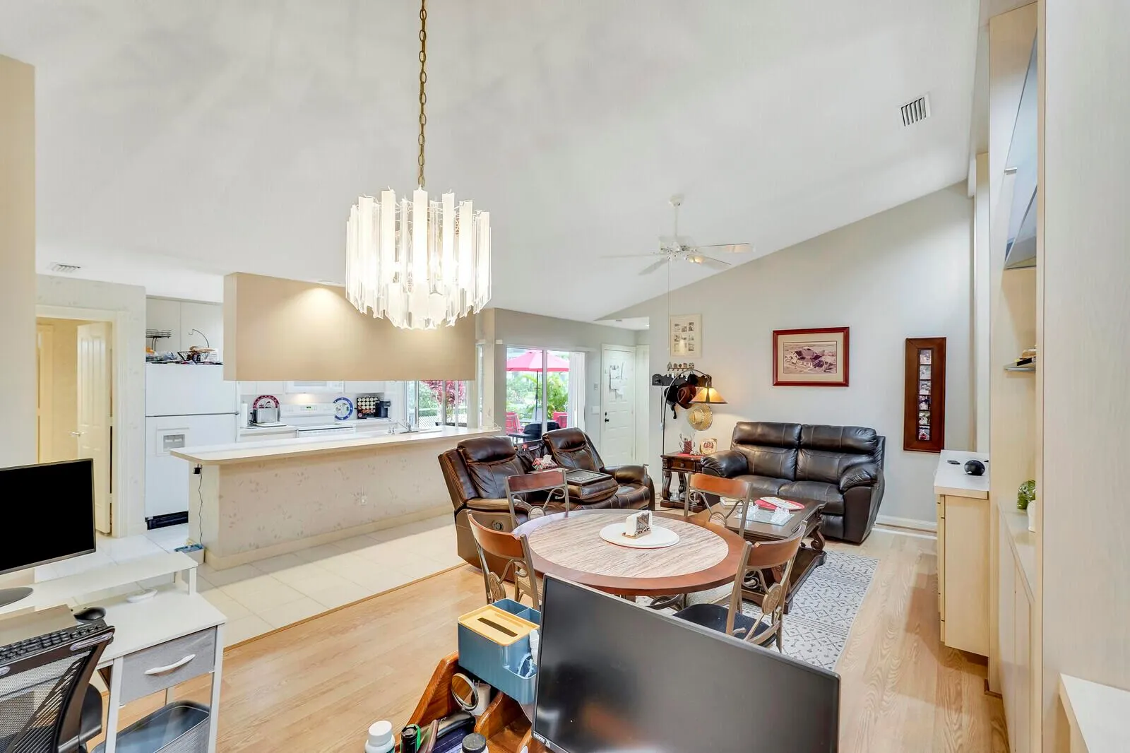 10102 Chapman Oak Court