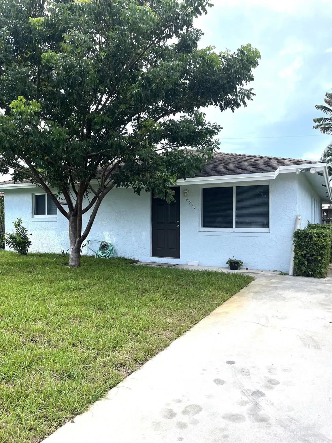 4379 Cocoanut Road