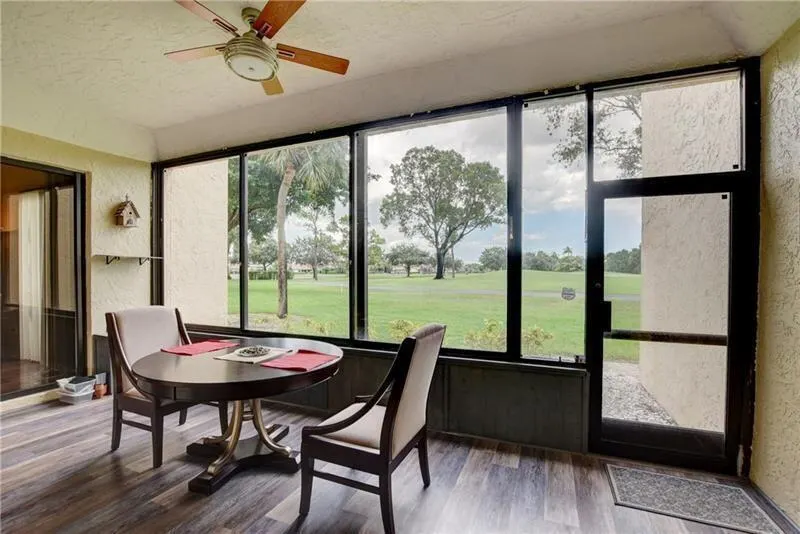 7448 La Paz Boulevard, #104