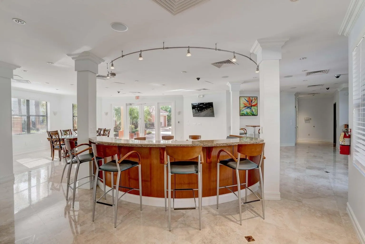400 Uno Lago Drive, #403